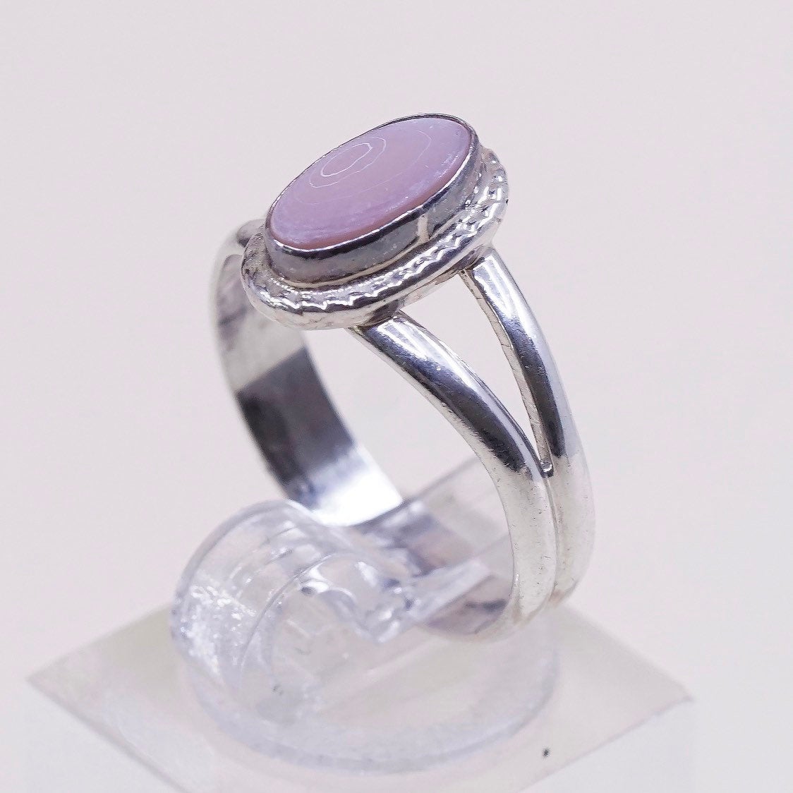 sz 8.25, native american JJ sterling silver handmade ring, 925 w/ mother of pearl