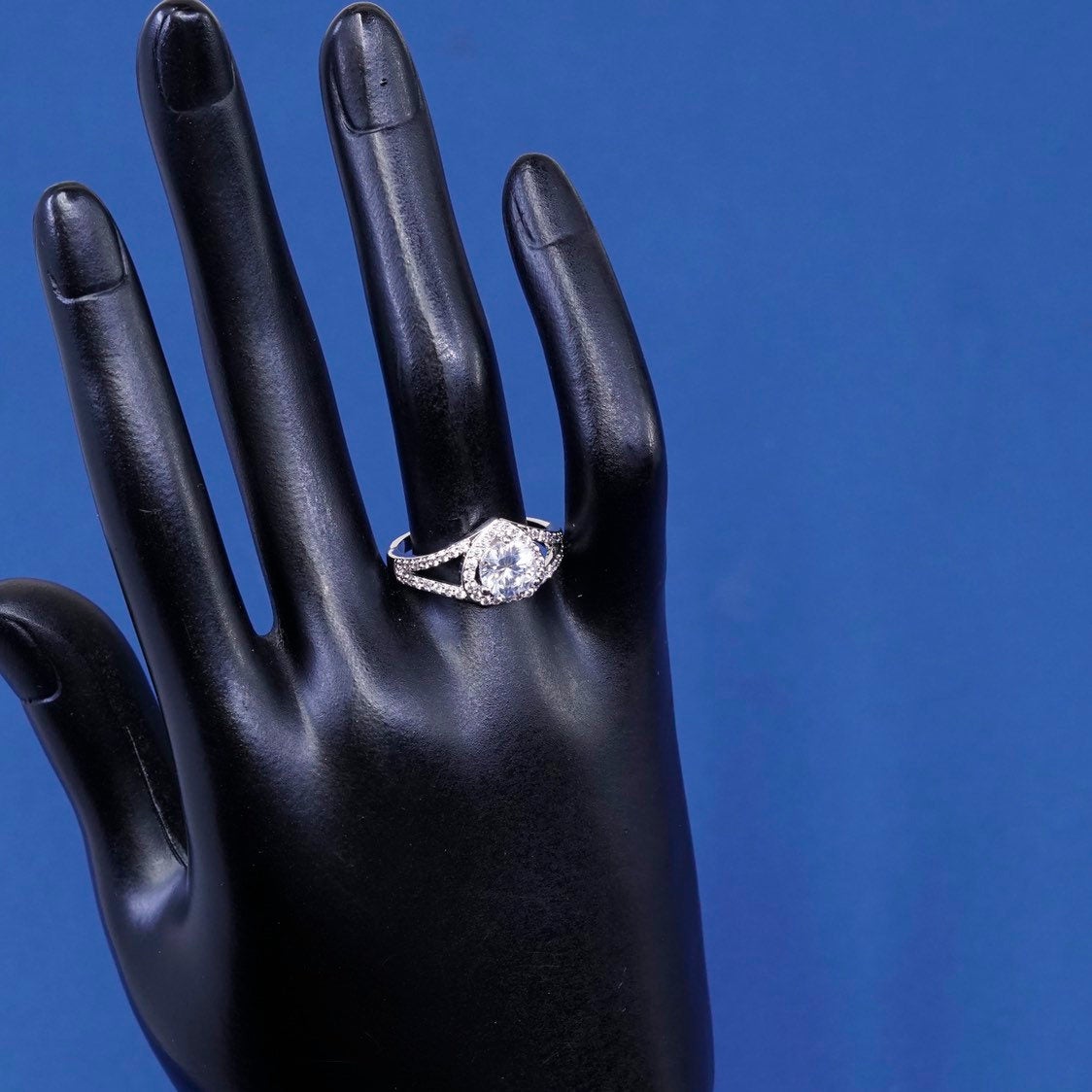 sz 8, vtg Sterling silver engagement ring 925 with heart and cluster Cz