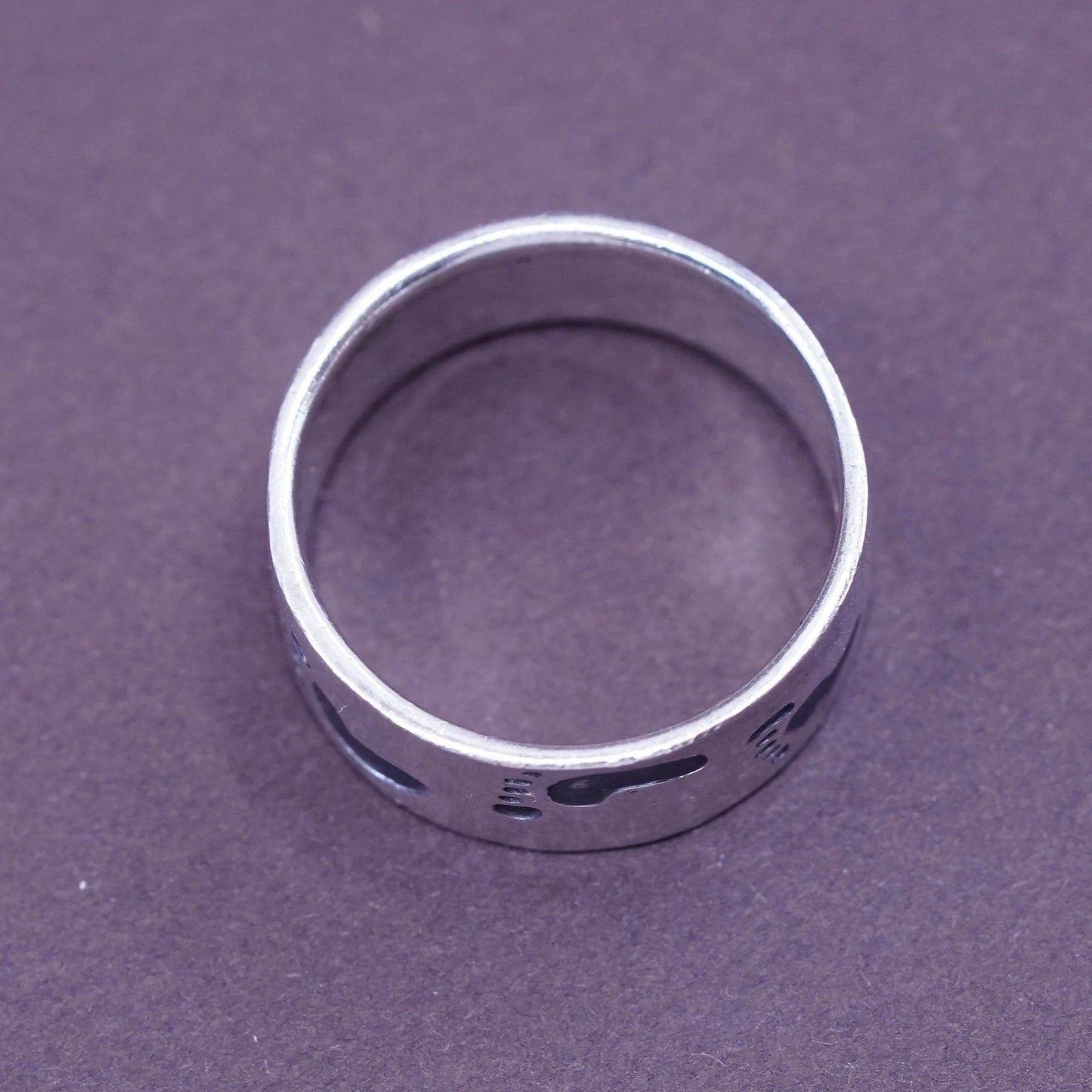 Size 5.5, vintage Sterling silver handmade ring, 925 band with footprint