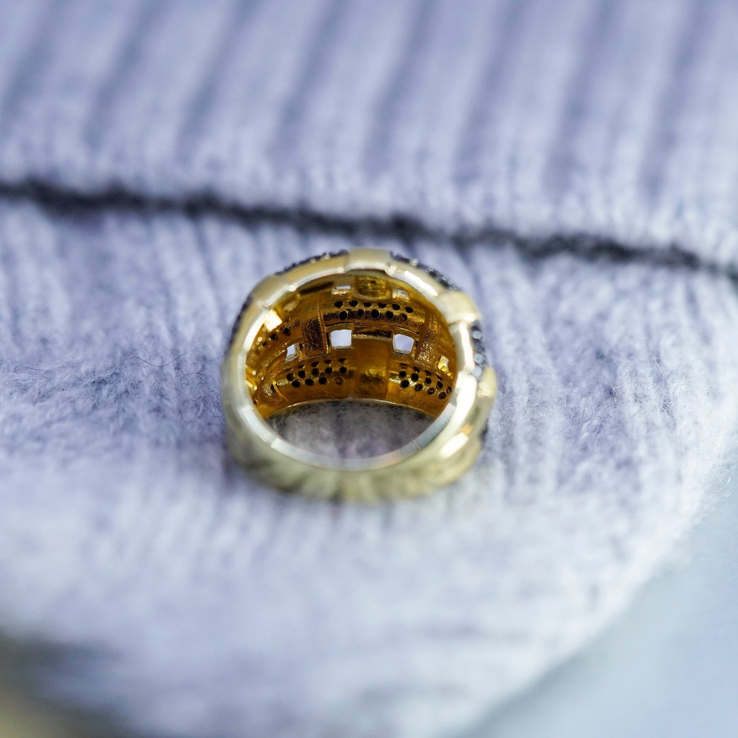 Size 8, vintage vermeil gold filled Sterling 925 silver ring with black diamond