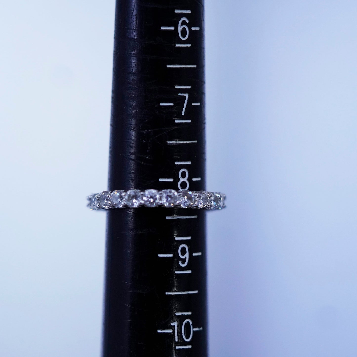 Size 8.25, vintage Sterling 925 silver wedding ring, Cz band