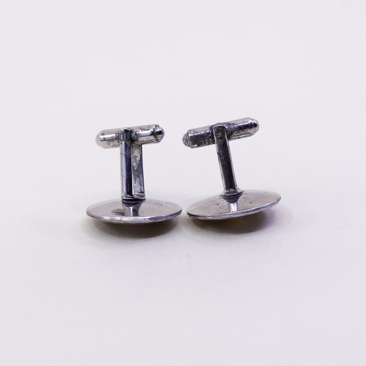 Vintage 1950s sterling silver cuff link, 925 textured round cufflink with pearl