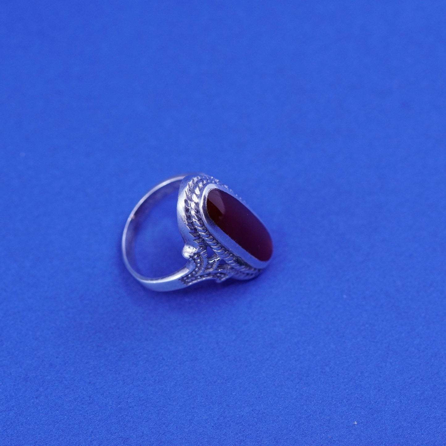 Size 7.5, vtg Sterling Silver 925 Red Carnelian handmade Ring w/ beads N cable