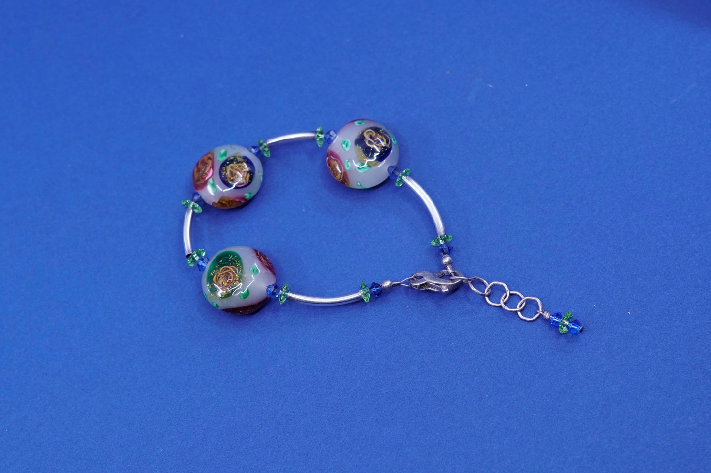 6.5”, Sterling silver handmade bracelet, 925 curvy bar with glass beads