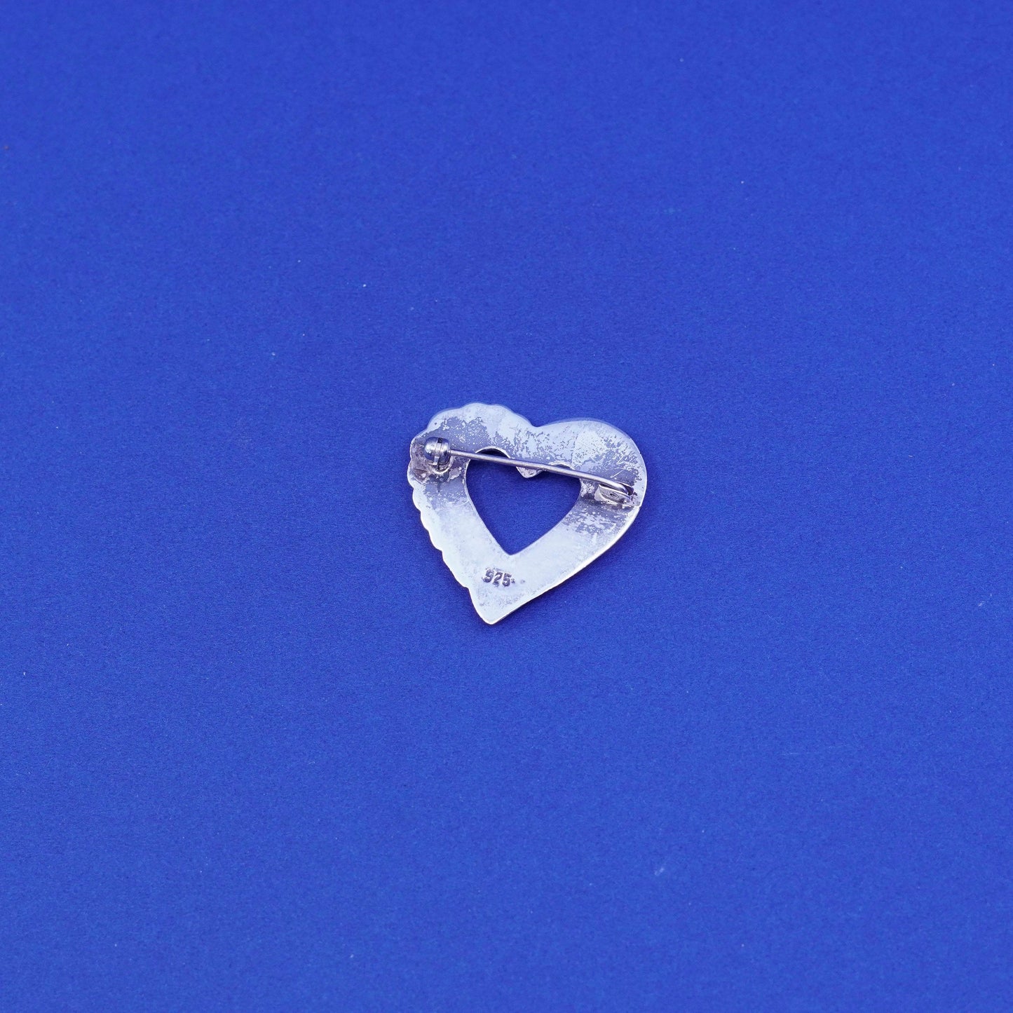Vintage sterling silver handmade brooch, 925 modernist ribbed heart pin