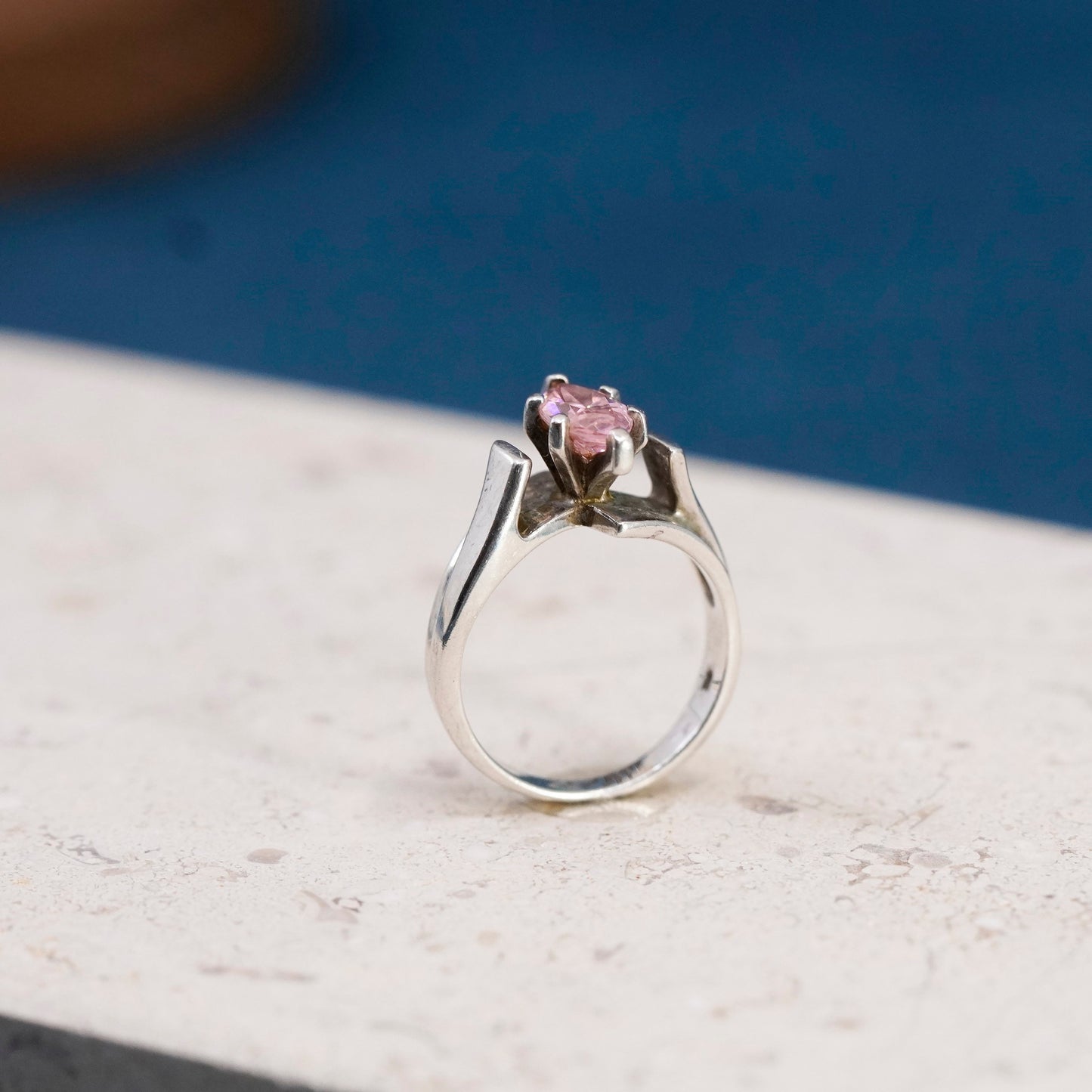 Size 6.25, vintage Sterling 925 silver handmade ring with pink crystal