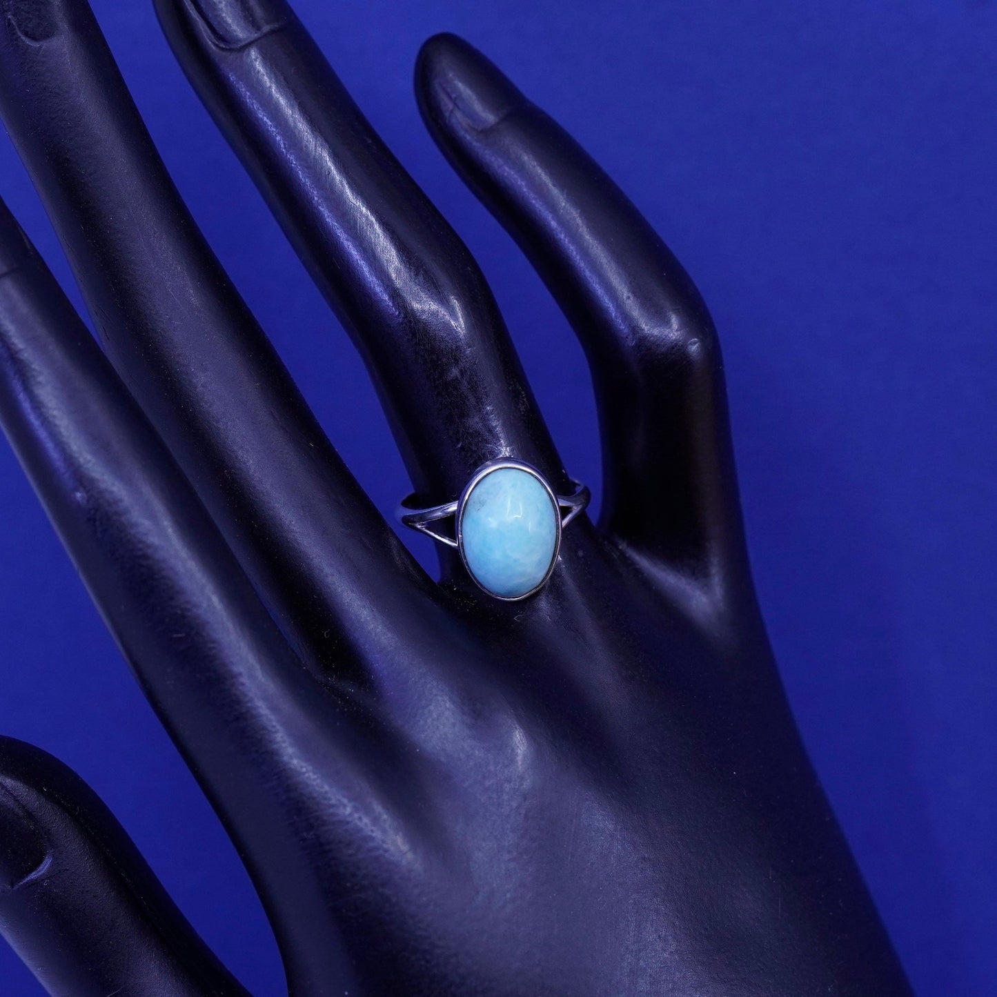 Size 6.5, vintage Sterling 925 silver handmade ring with Larimar
