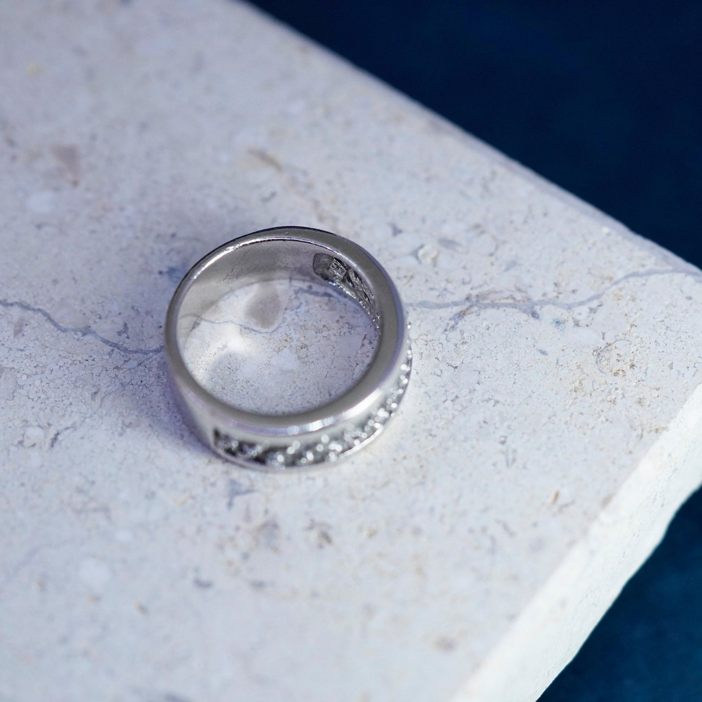 Size 5, vintage Sterling silver ring, 925 band with clear cz
