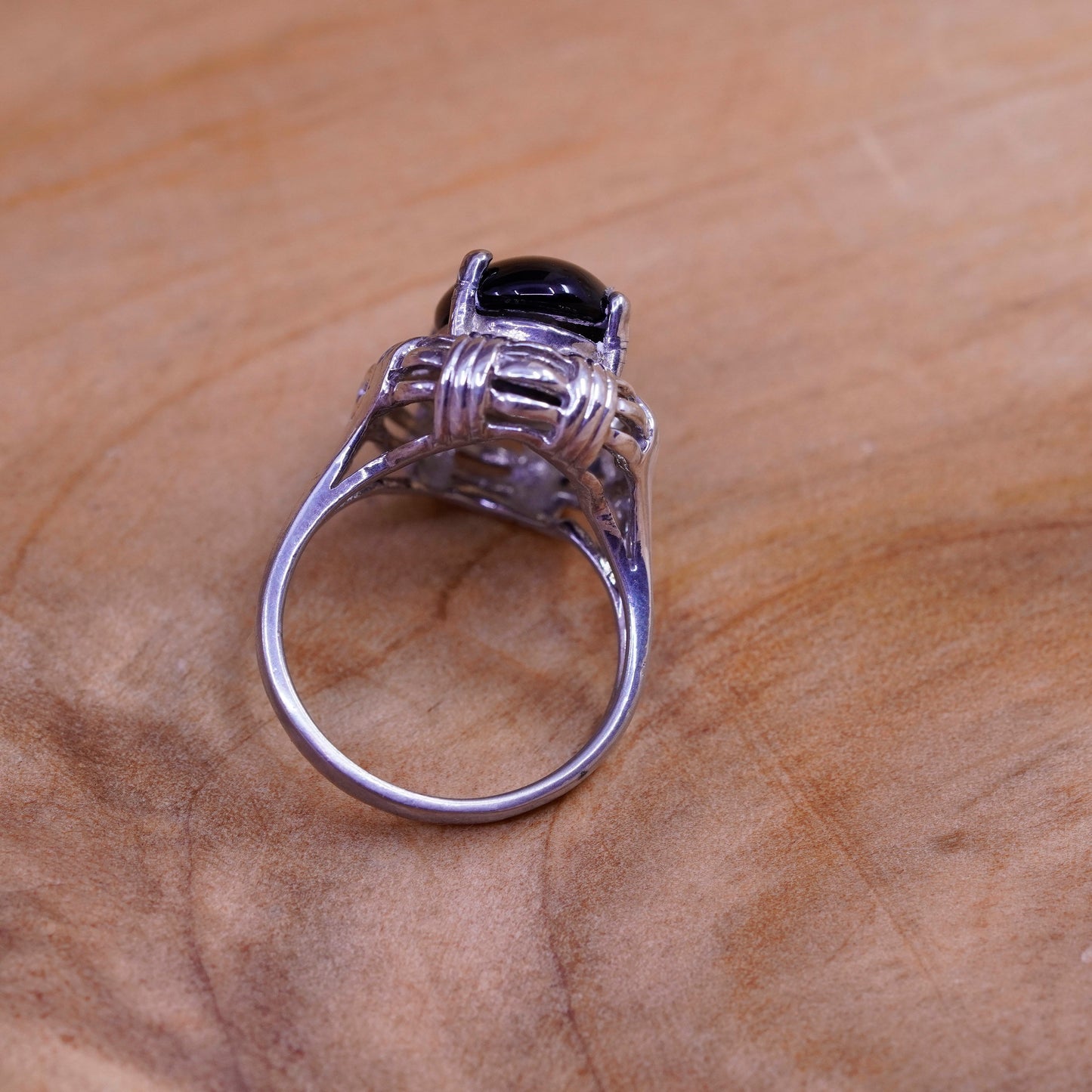 Size 7, vintage Sterling 925 silver handmade ring with oval obsidian