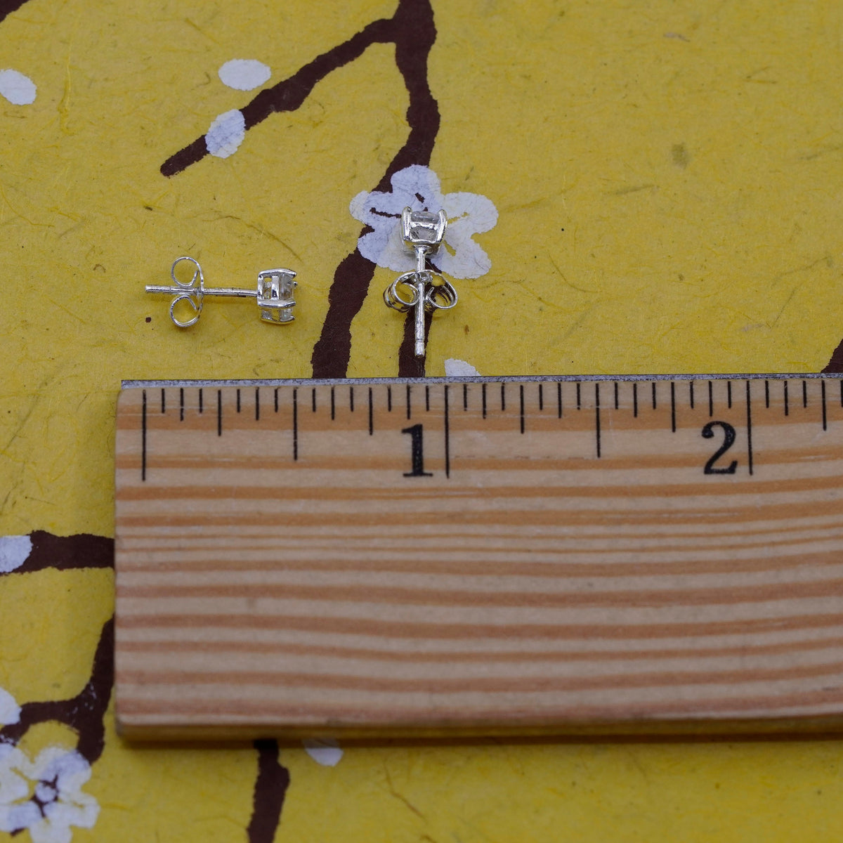 3mm, Vintage Sterling silver handmade earrings, 925 round cz studs