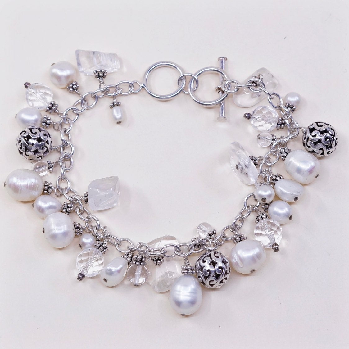 7.75", VTG handmade bracelet, pearl crystal beads w/ 925 beads N toggle