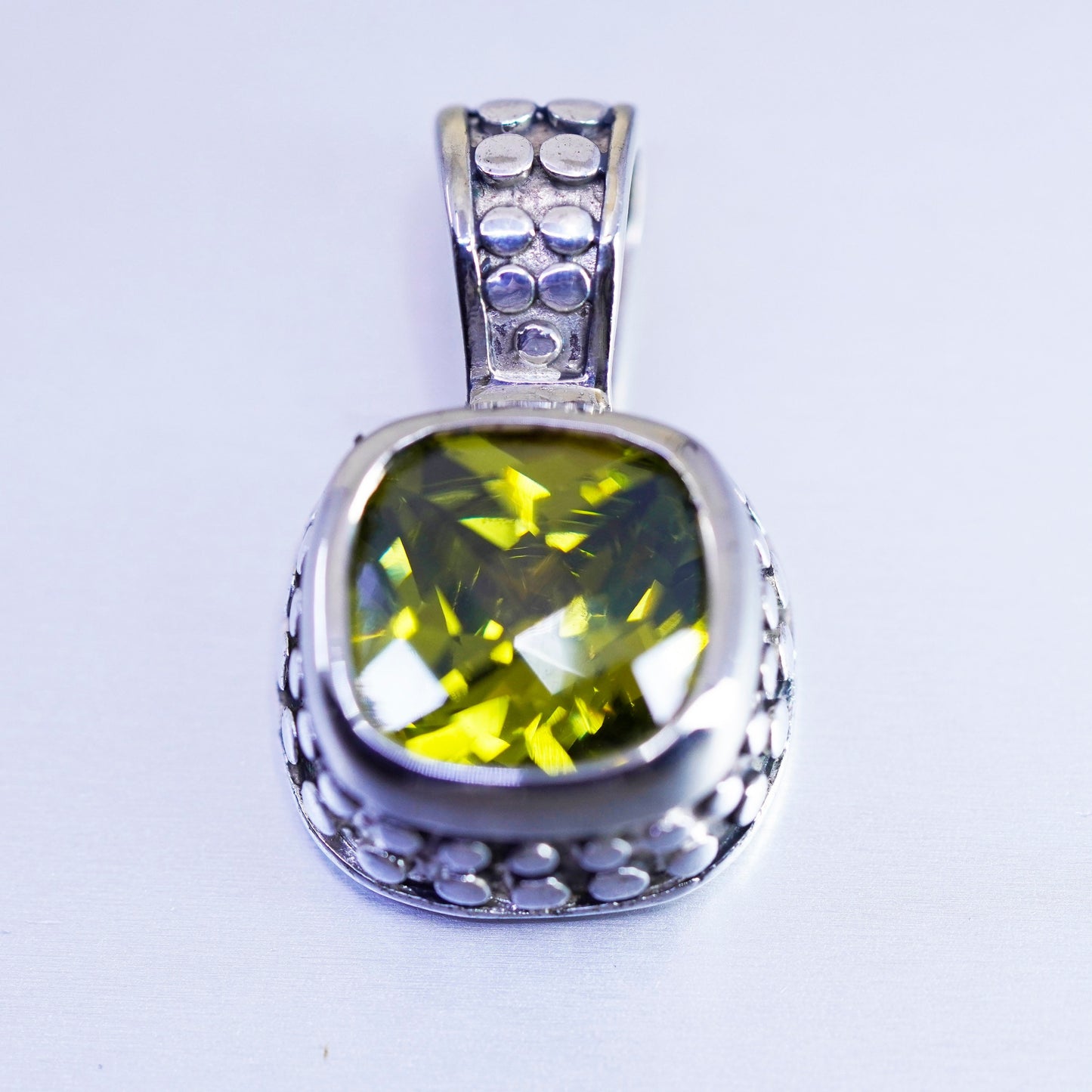 antique sterling 925 silver handmade bead textured pendant with peridot