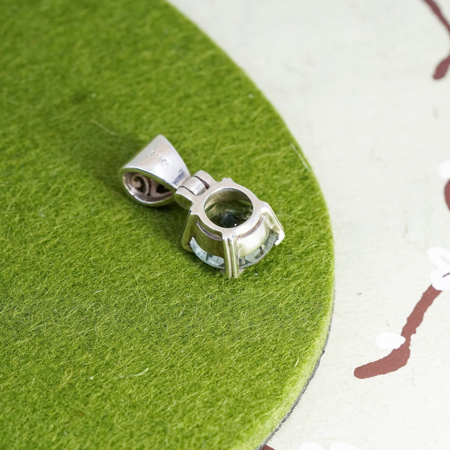 Vintage Sajen Sterling 925 silver handmade pendant with green topaz