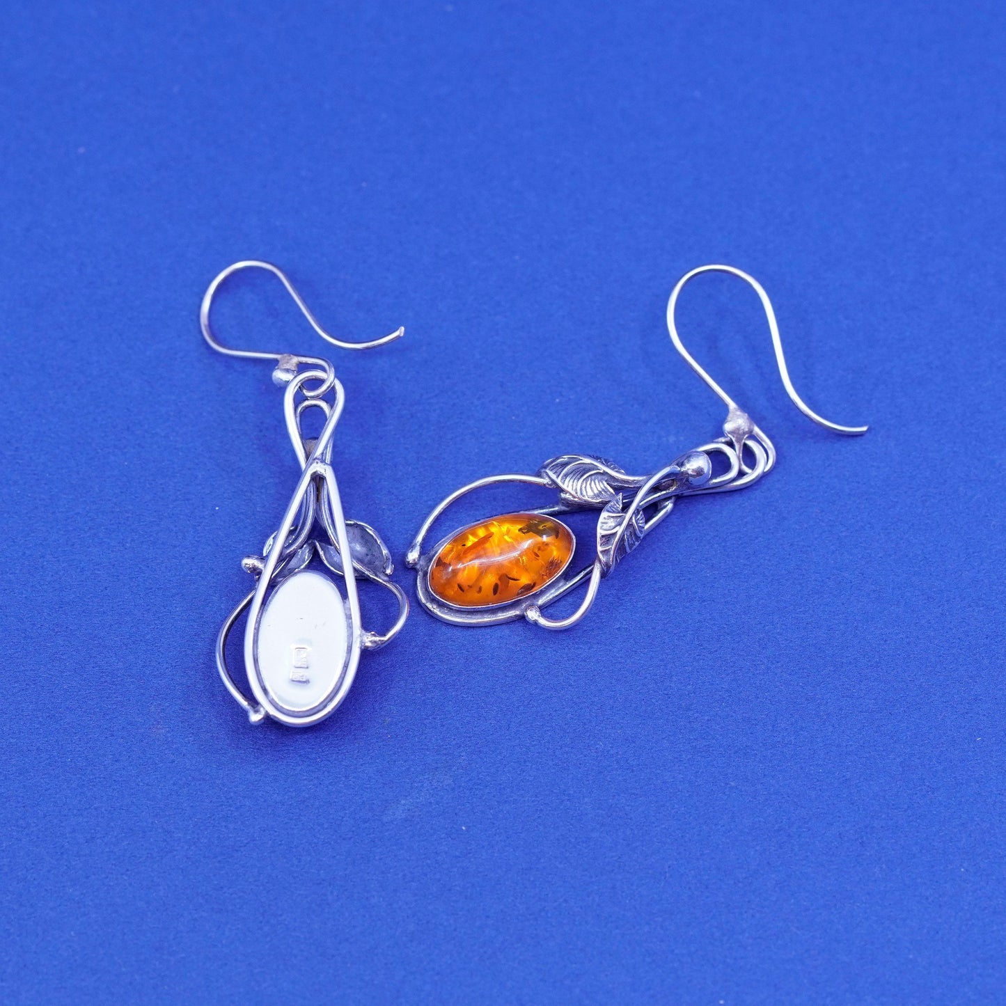 Vintage (500100) sterling silver handmade earrings, solid 925 silver with amber