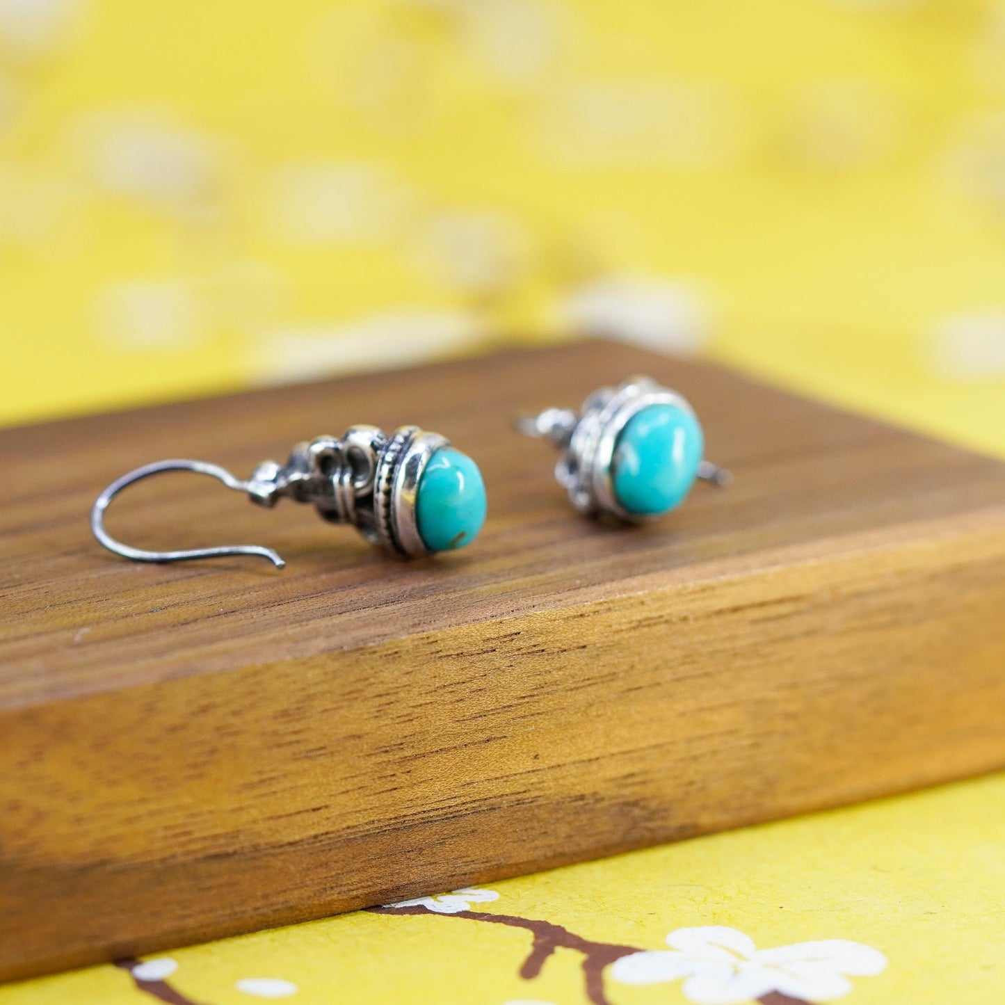 Vintage Native American Sterling 925 silver handmade ribbon earrings turquoise