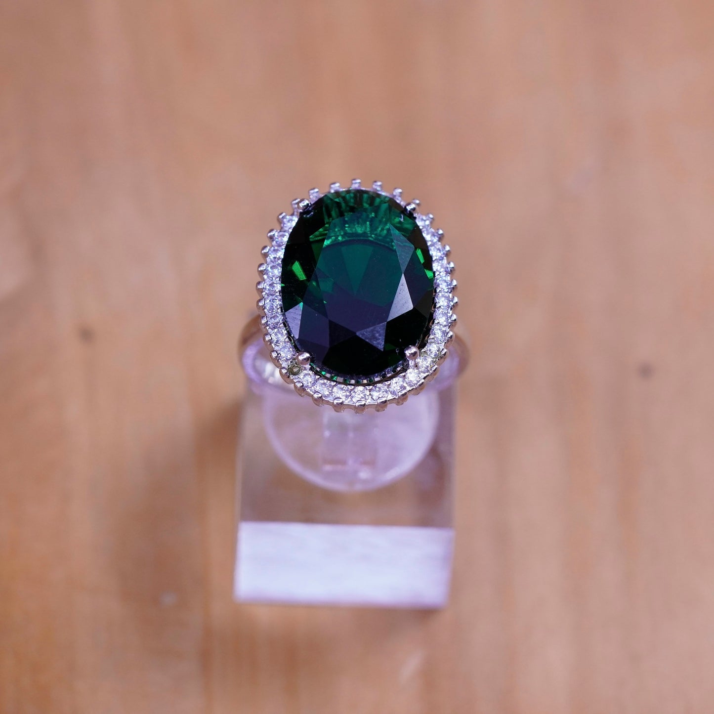 Size 7, vintage Sterling 925 silver handmade ring with oval peridot and cz