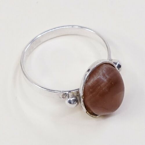 Size 9, Vintage sterling silver handmade ring, 925 silver With Red agate