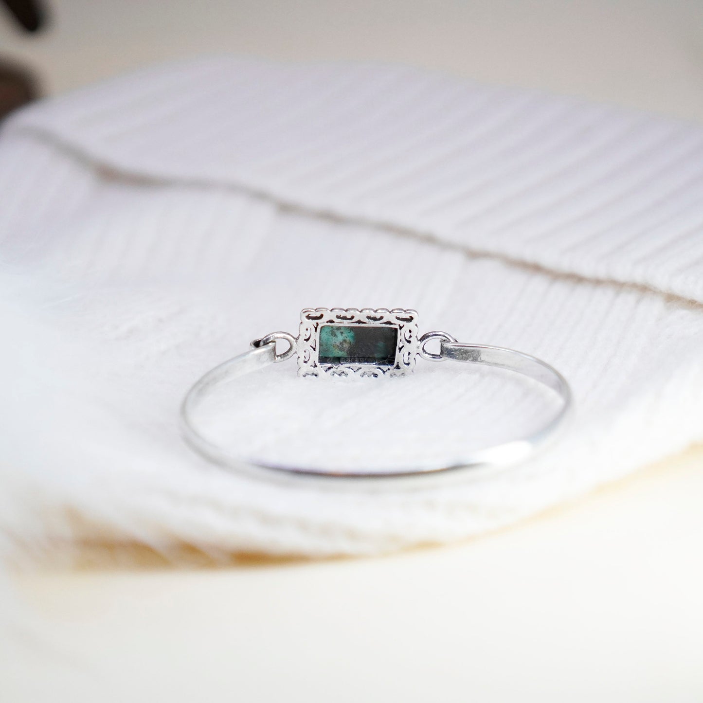 6.75”, Vintage sterling silver hinged bangle bracelet with turquoise inlay