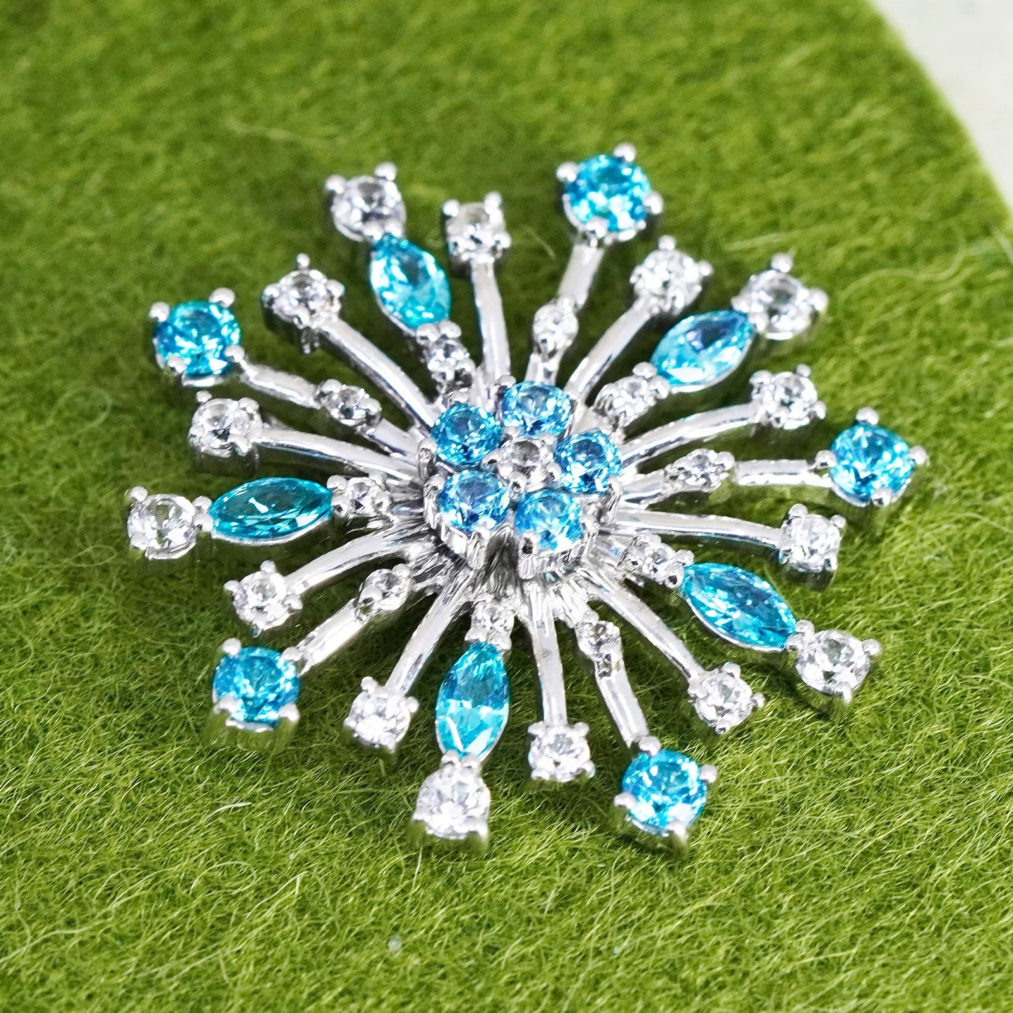 Vintage AJ Sterling 925 silver snowflake pendant with cluster crystal