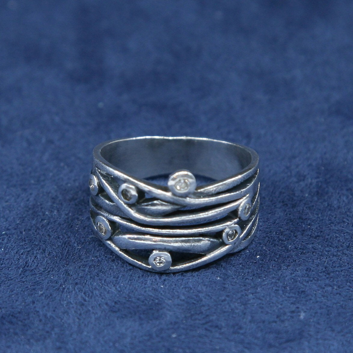 Size 8.5, vtg Sterling silver handmade ring, 925 w/ crystal