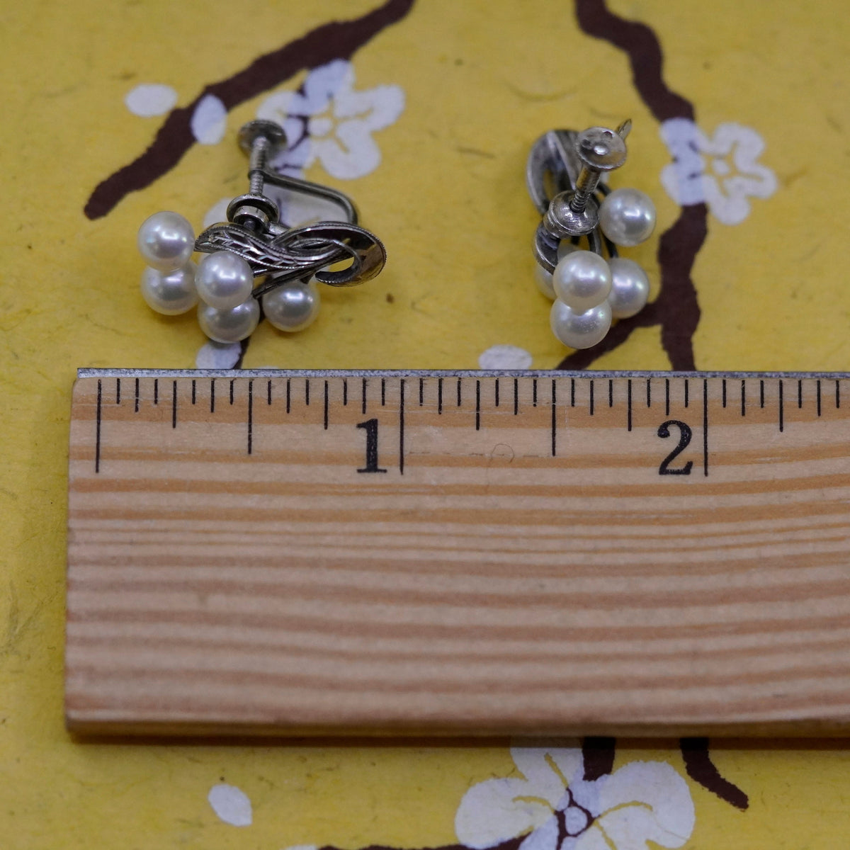 Vintage Sterling 925 silver screw handmade earrings with pearl