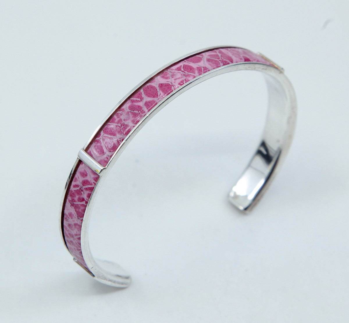 6.75", sterling silver contemporary handmade bracelet, 925 cuff w/ pink leather