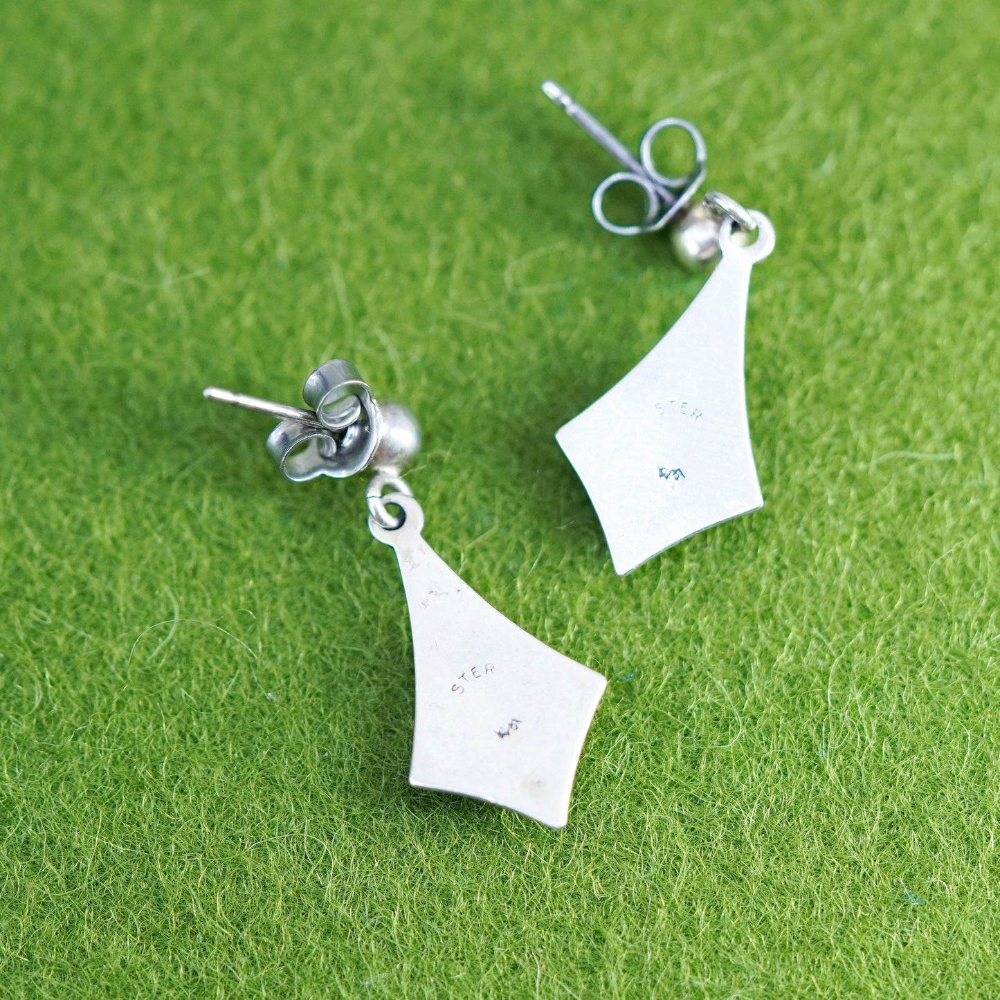 Vintage 925 Sterling silver handmade earrings with teardrop hematite