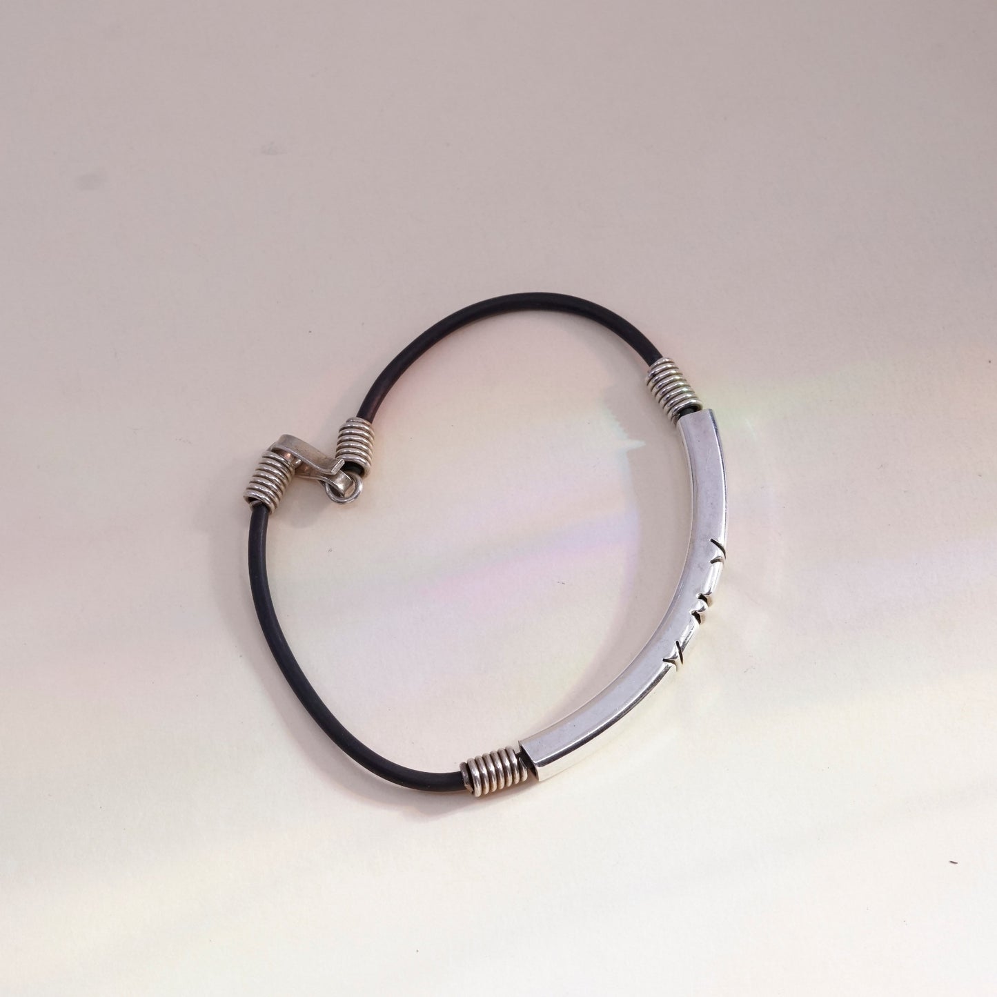 7.25”, Vintage black rubber chain with sterling 925 silver bar,