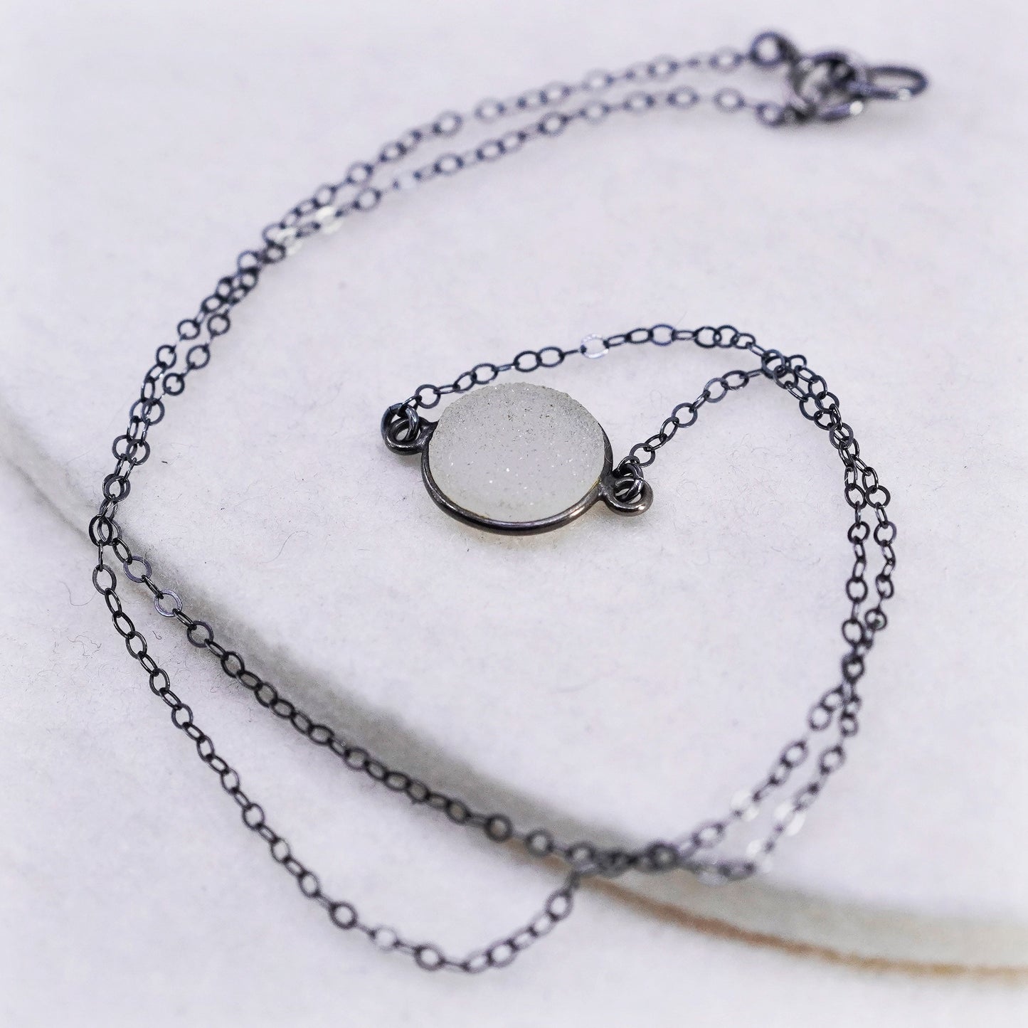 16”, vintage Sterling 925 silver circle chain necklace with white druzy pendant