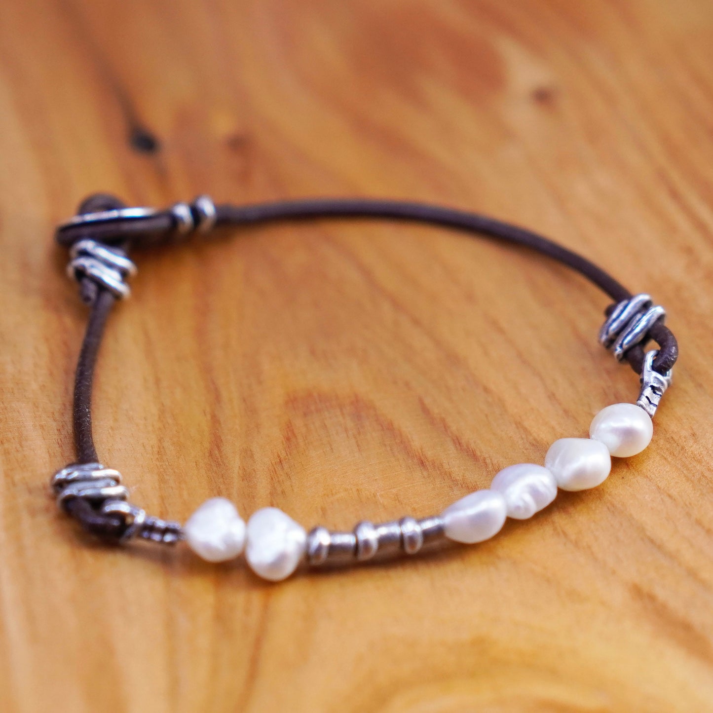 7.25”, retired Silpada Sterling 925 silver Pearl Leather Clasp Bracelet B1062