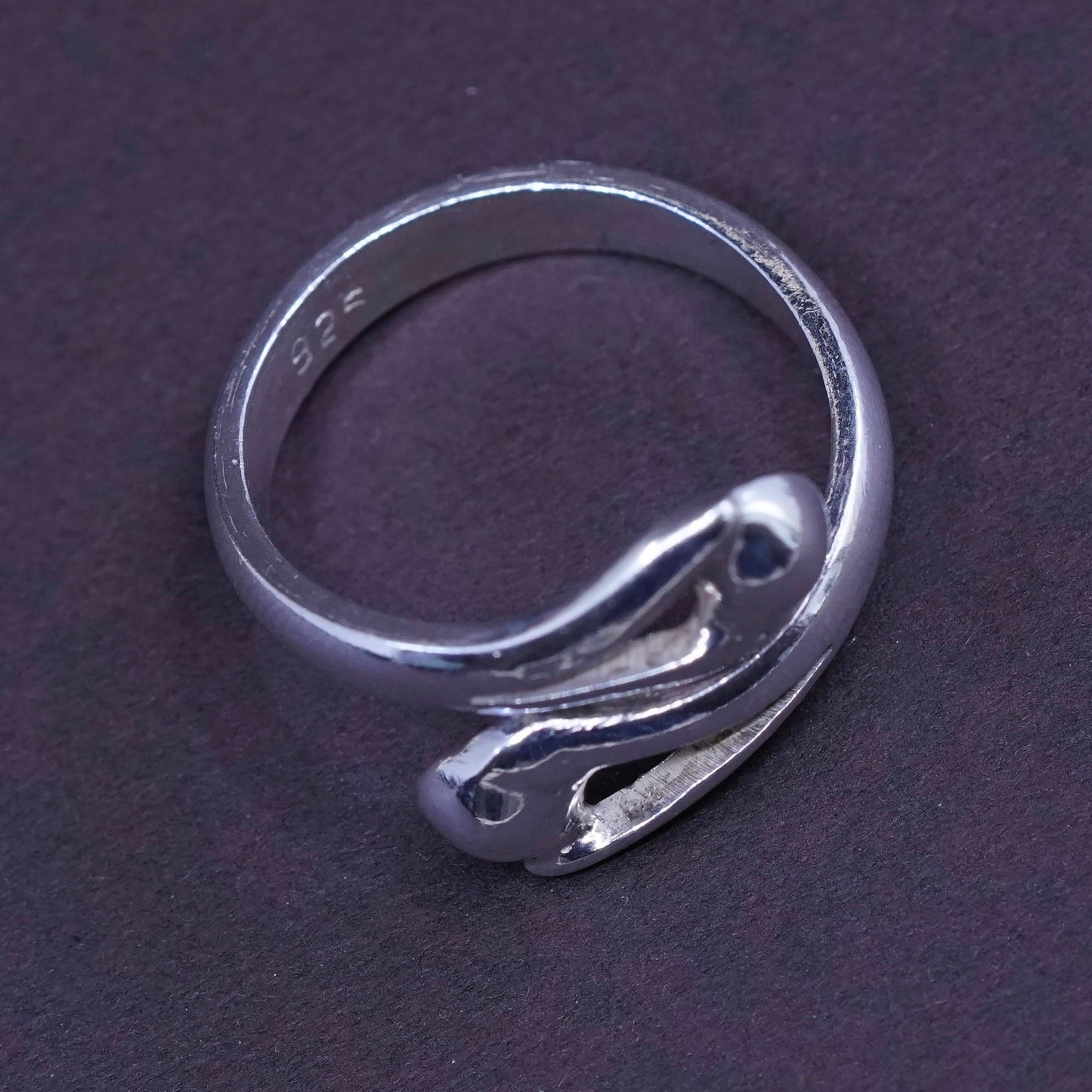 Size 7.25, vintage Sterling silver handmade ring, 925 wrap band, stamped 925