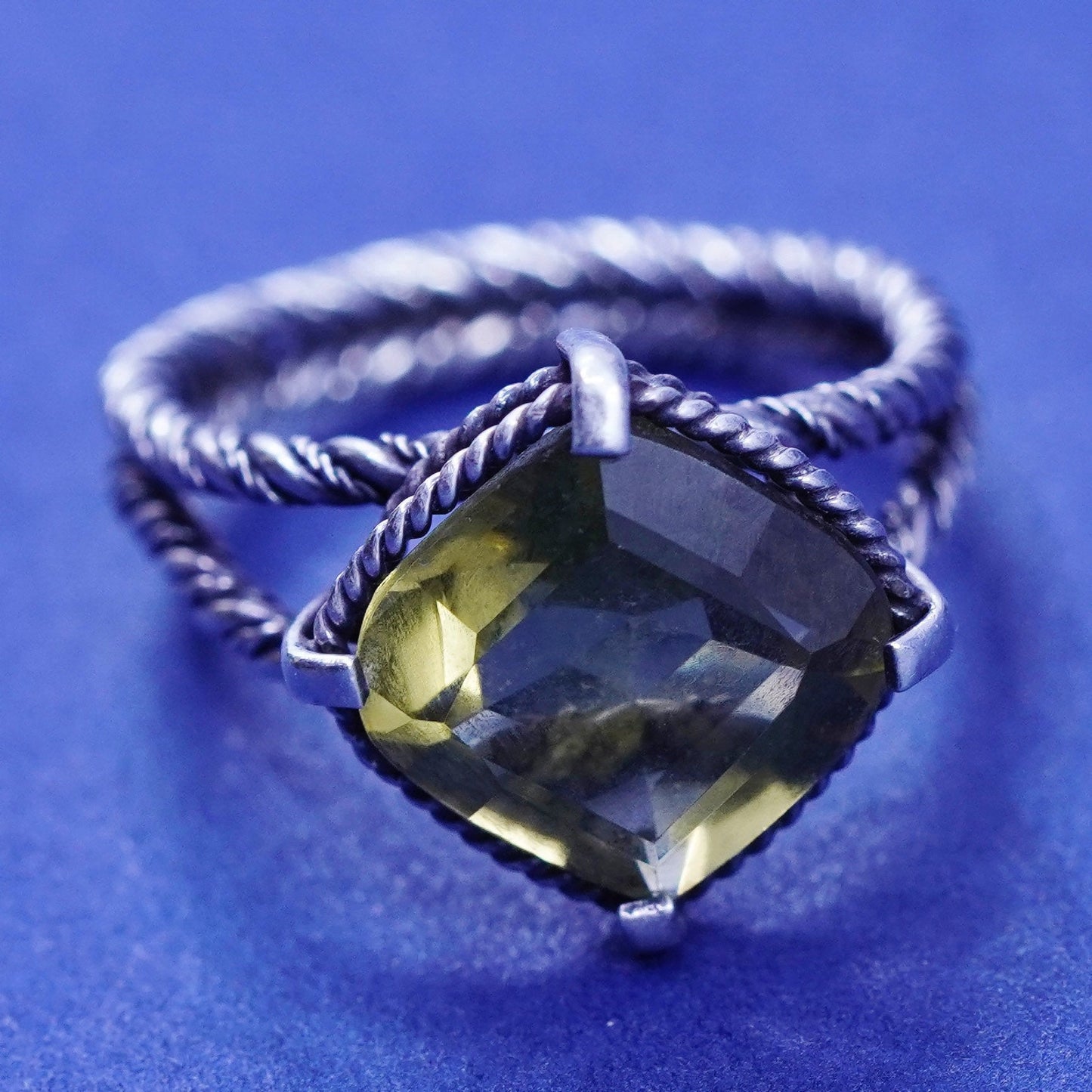 Size 6, vintage Sterling silver handmade Green Olivine 925 Ring