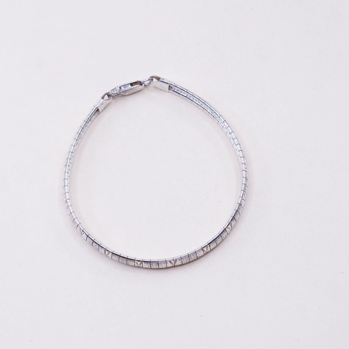 7.75”, 7mm, Vintage Sterling silver omega bracelet, Italy 925 textured chain