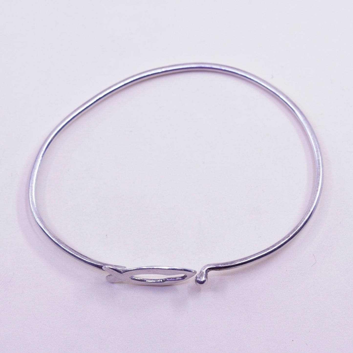 7.5”, Vintage sterling silver handmade bracelet, 925 bangle with fish hinged