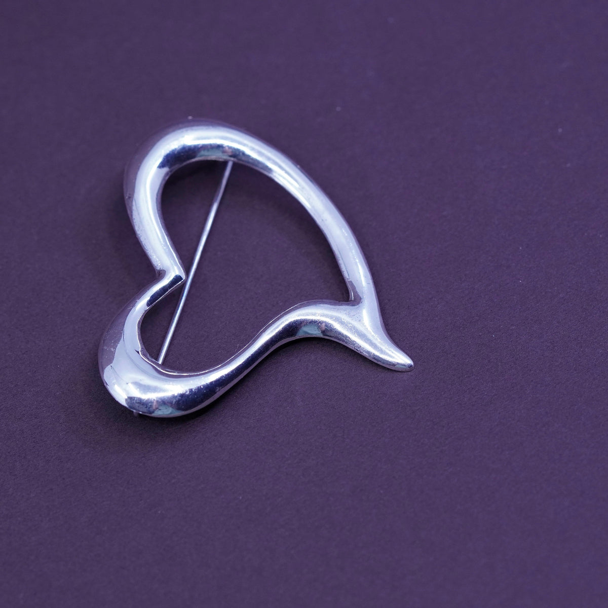 Vintage handmade sterling 925 silver heart shaped brooch
