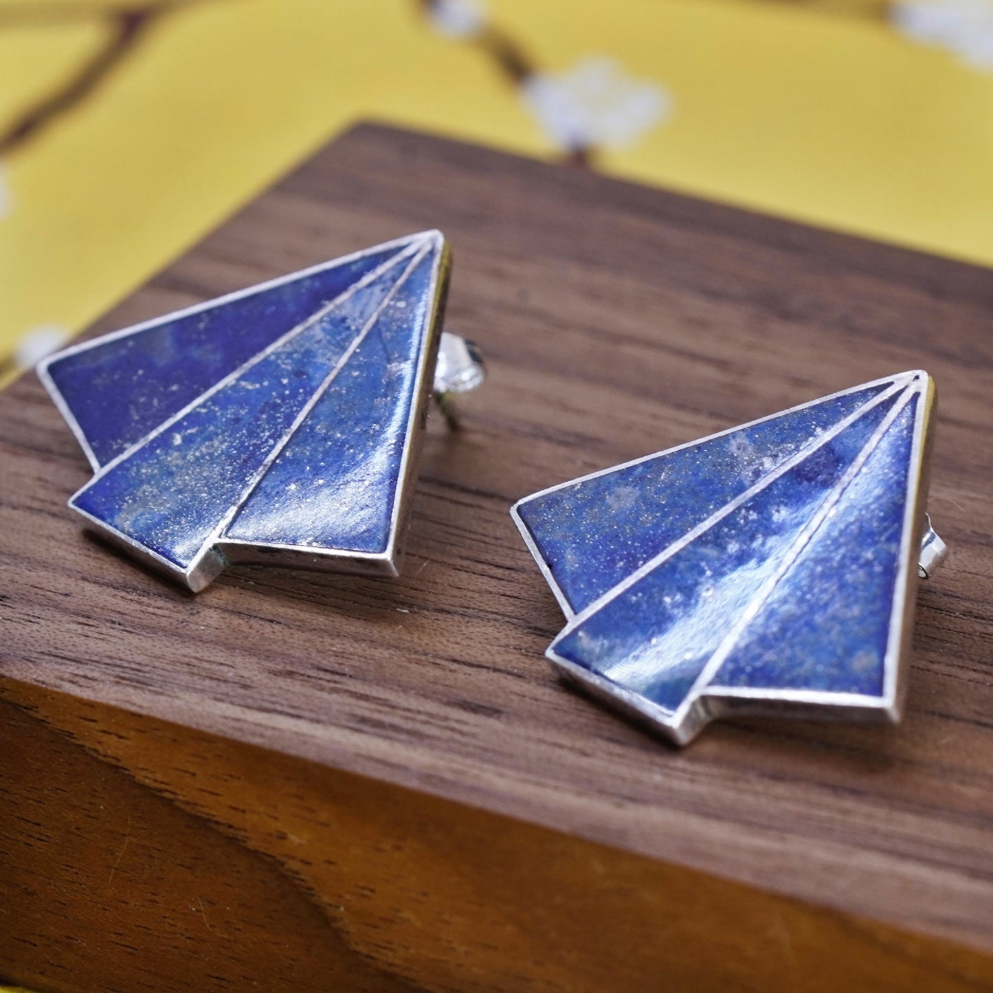 Native American zuni Sterling silver handmade earrings, 950 lapis lazuli studs