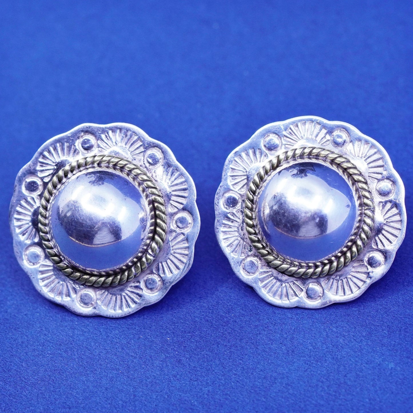 Vintage two tone Sterling silver handmade earrings, 925 flower studs with cable