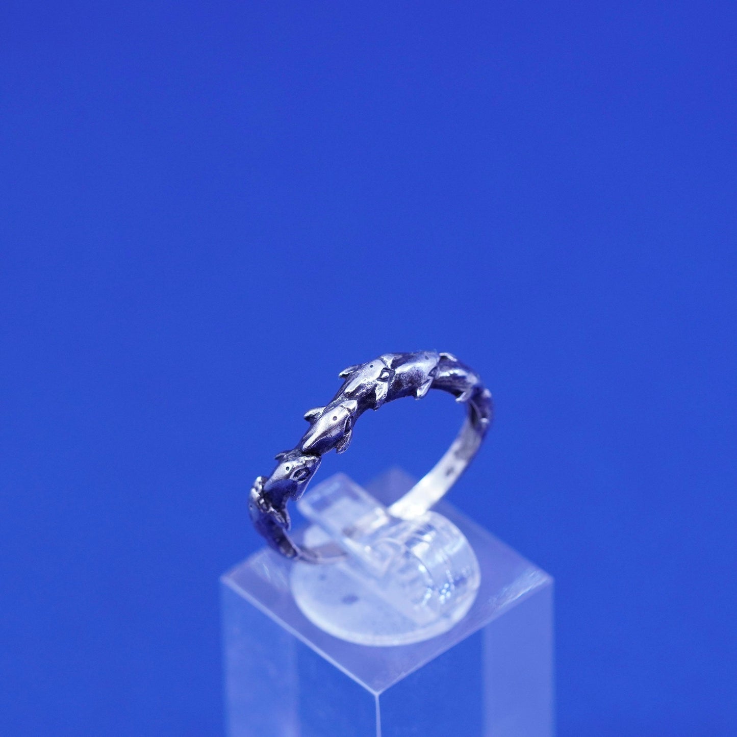 Size 8, vintage sterling silver handmade ring, 925 dolphin wrap band