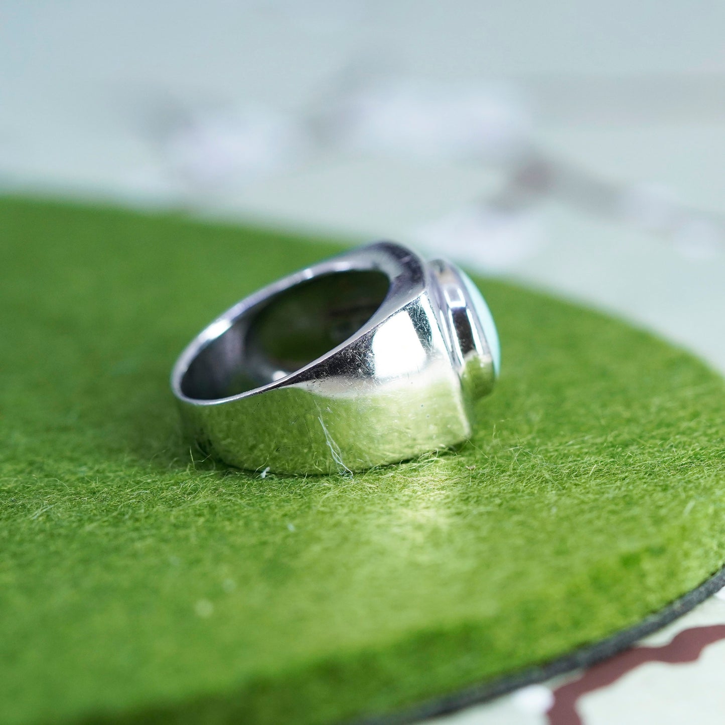 Size 7.25, vintage Sterling silver handmade ring, 925 band with turquoise inlay