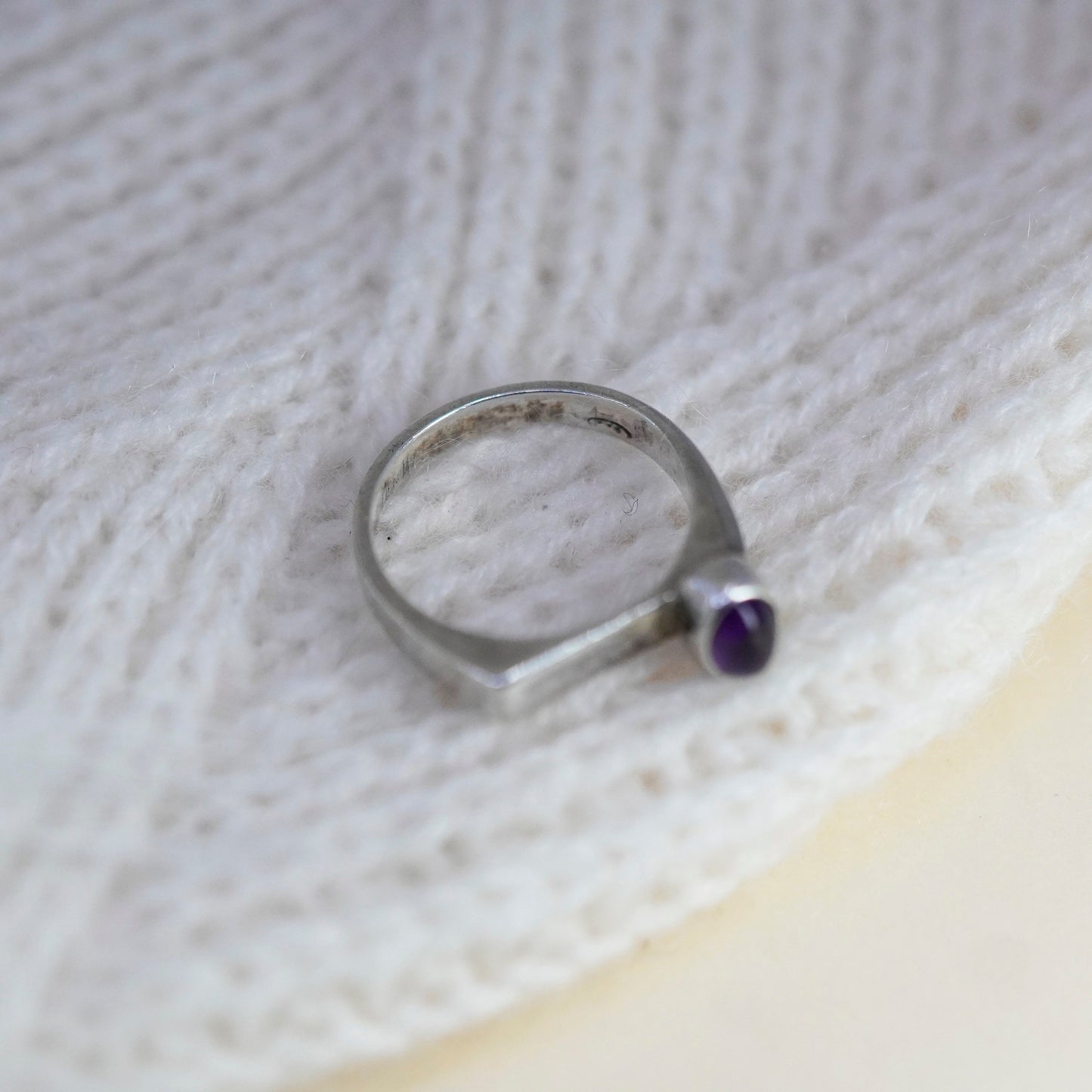 Size 6, vintage Sterling silver cocktail ring, 925 stackable band with amethyst