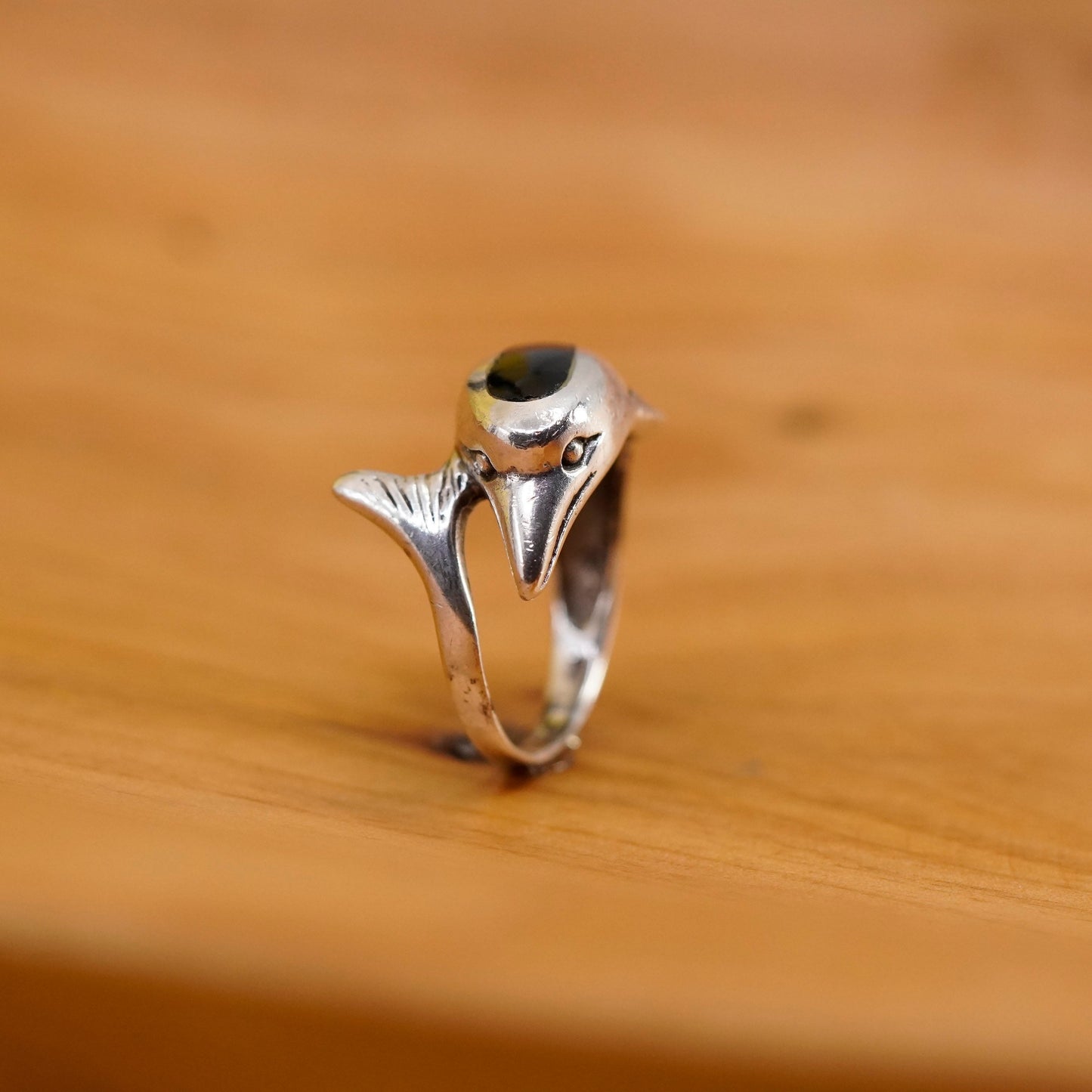 Size 8, vintage Sterling 926 silver handmade dolphin ring band with obsidian