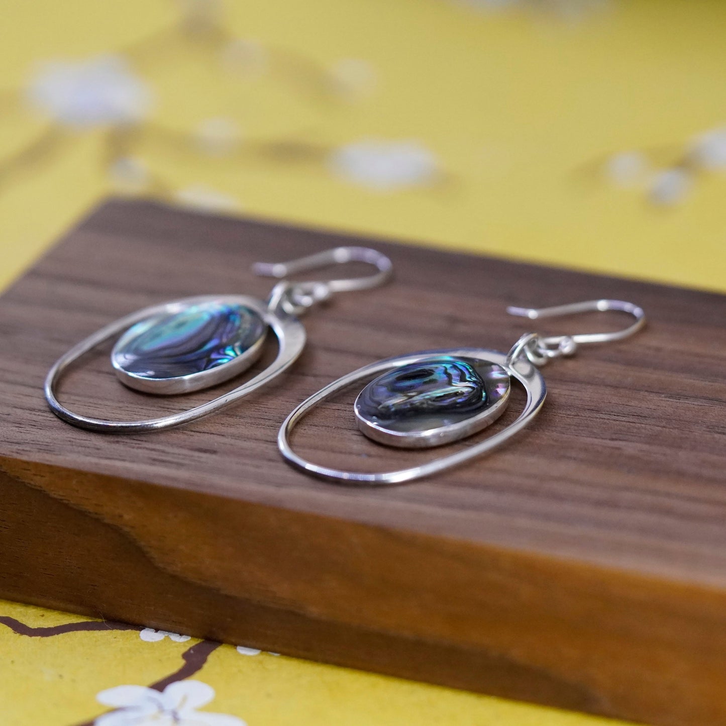 Vintage Sterling 925 silver handmade earrings with oval abalone