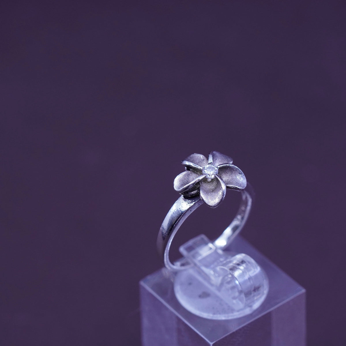 Size 6, vintage Sterling silver ring, modern 925 plumeria flower with Cz