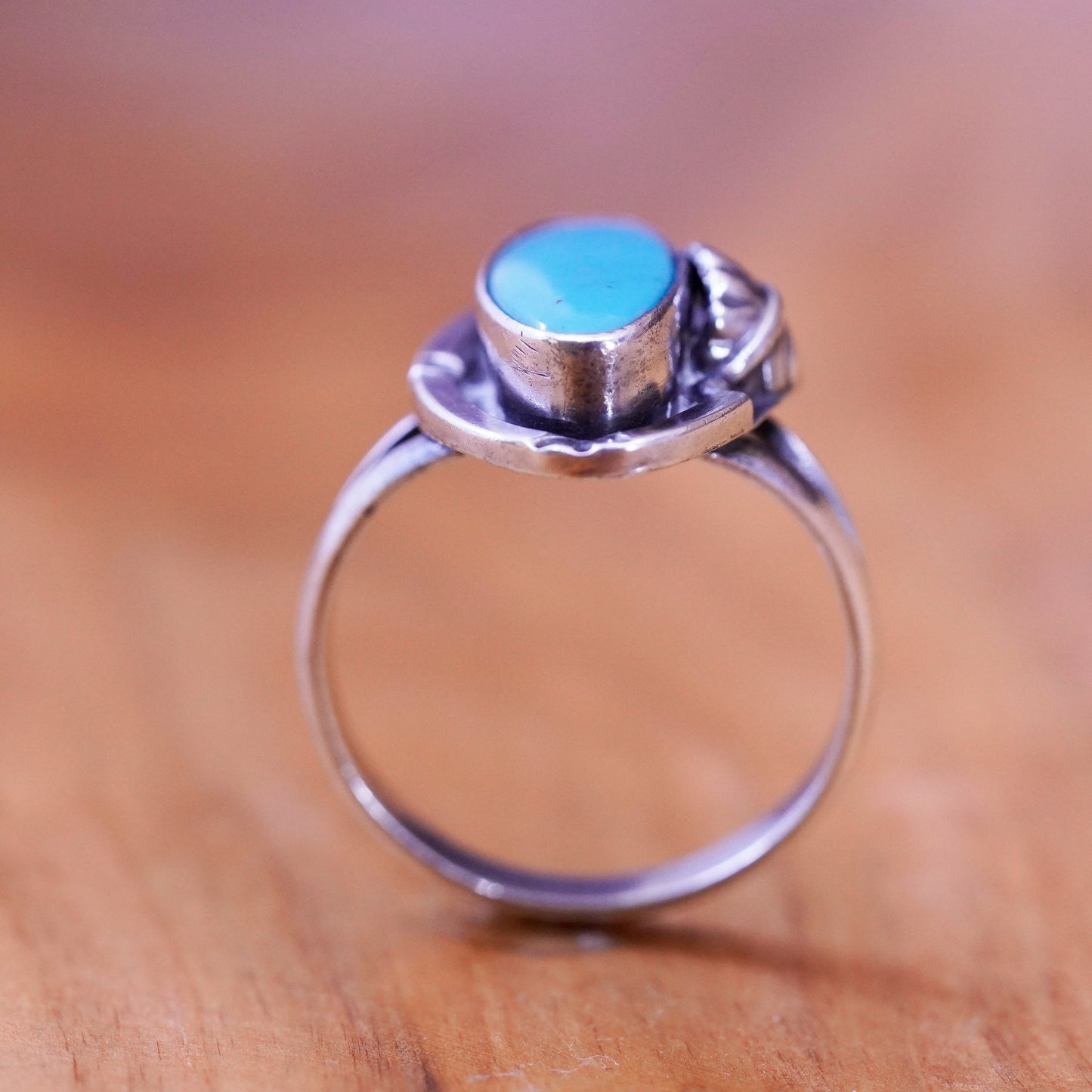 Size 9, vtg Sterling silver handmade ring, jewelry, southwestern 925 turquoise