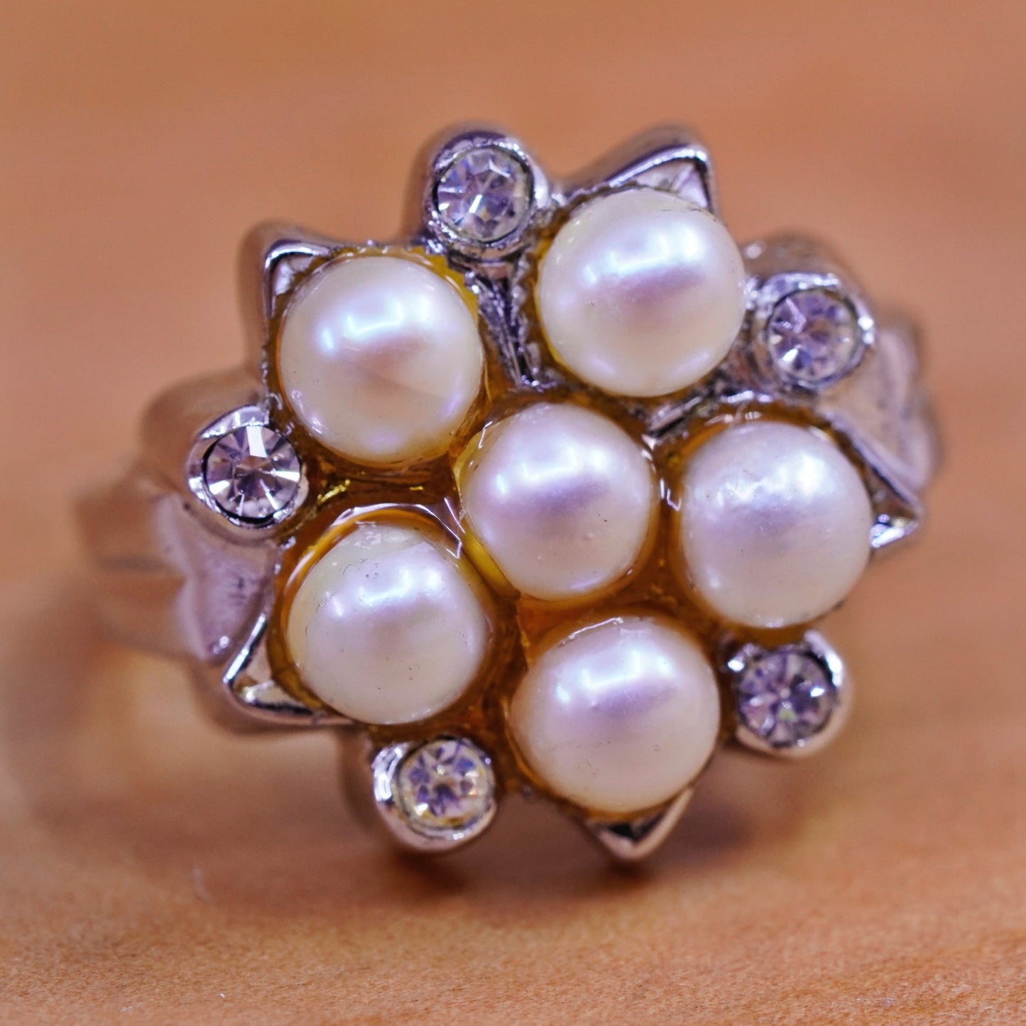 Size 7, vintage Sterling 925 silver handmade ring with freshwater pearls and cz