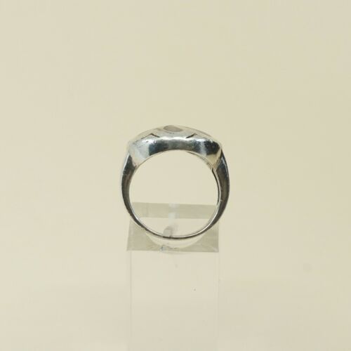 Size 7, Vtg Sterling Silver Handmade Flower Ring w/ mother of pearl