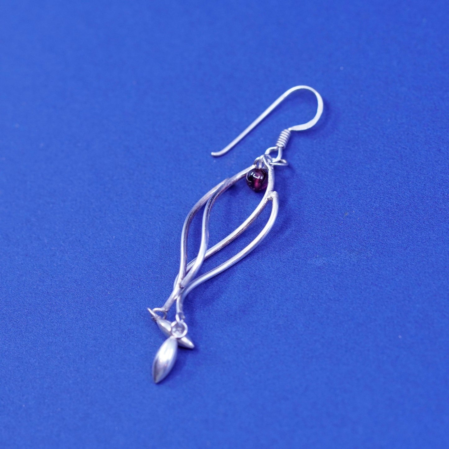 vtg sterling silver handmade earrings, 925 twisted hopps with garnet beads drop