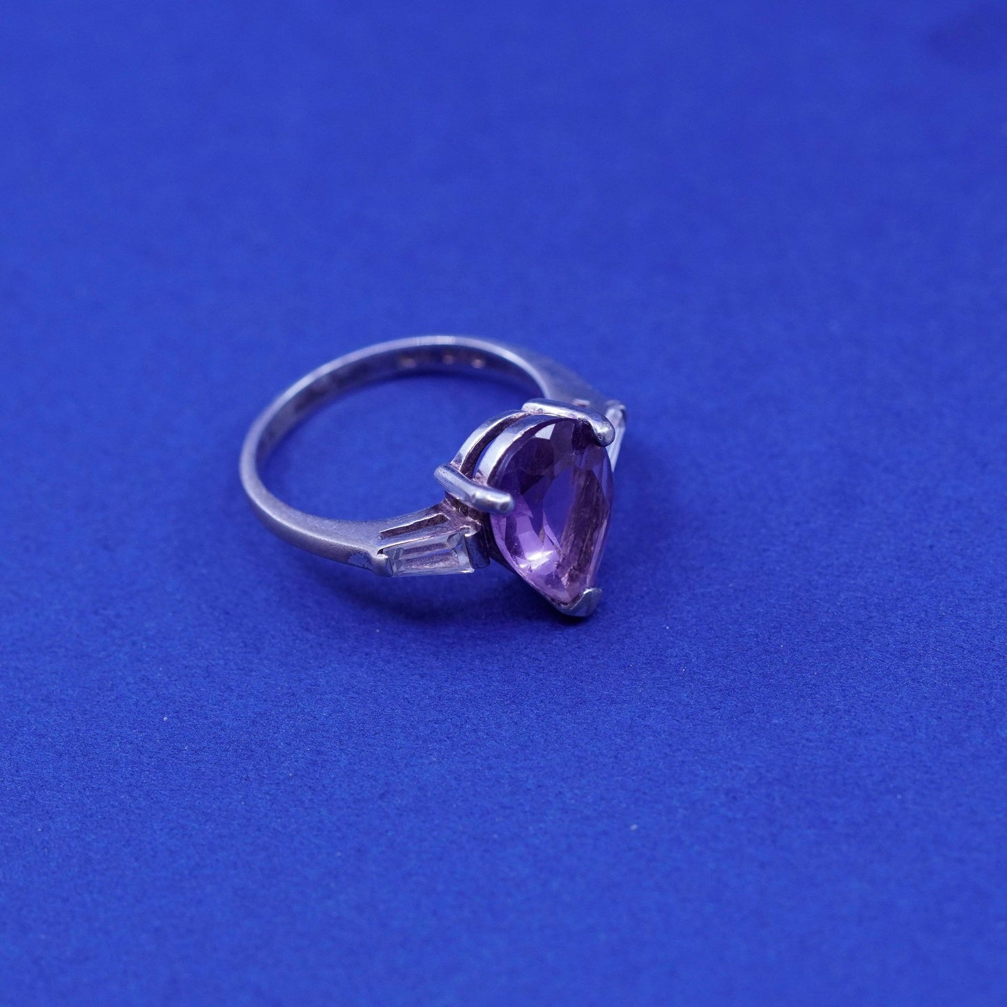 Size 7, vintage Sterling silver handmade ring, 925 band with teardrop amethyst
