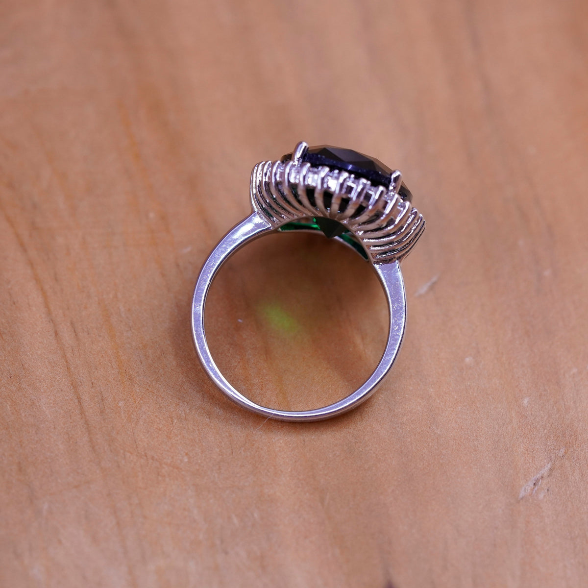 Size 7, vintage Sterling 925 silver handmade ring with oval peridot and cz