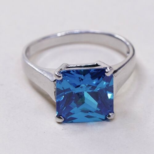 Sz 8, Sterling Silver Ring, 925 Silver Engagement Ring W/ blue Swarovski Crystal